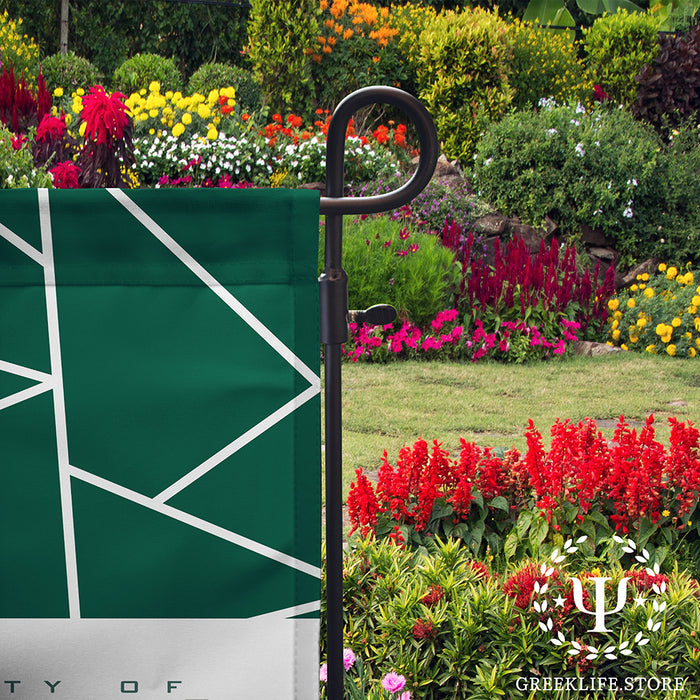 University of Hawaii MANOA Garden Flags