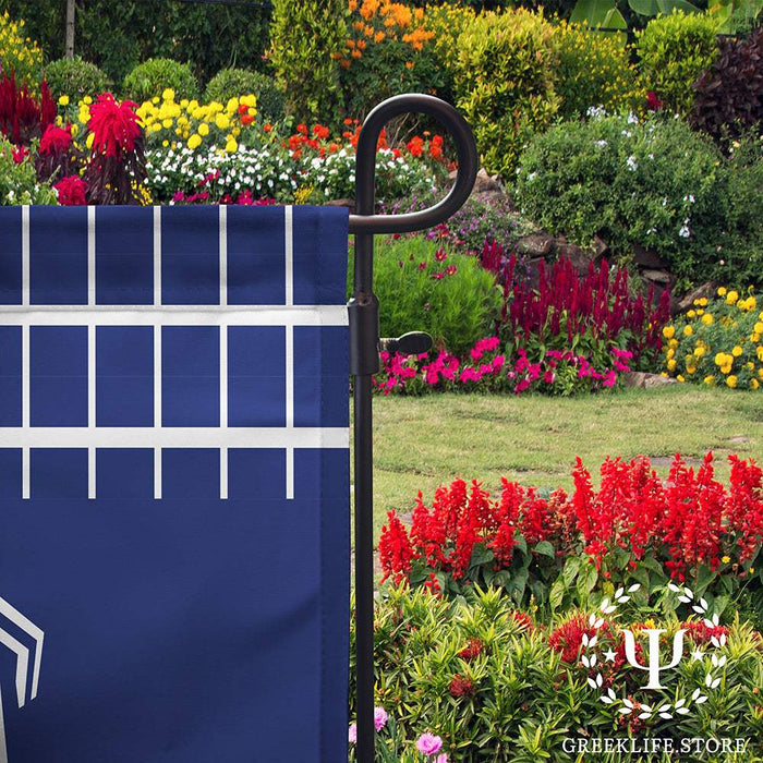 Belmont University Garden Flags