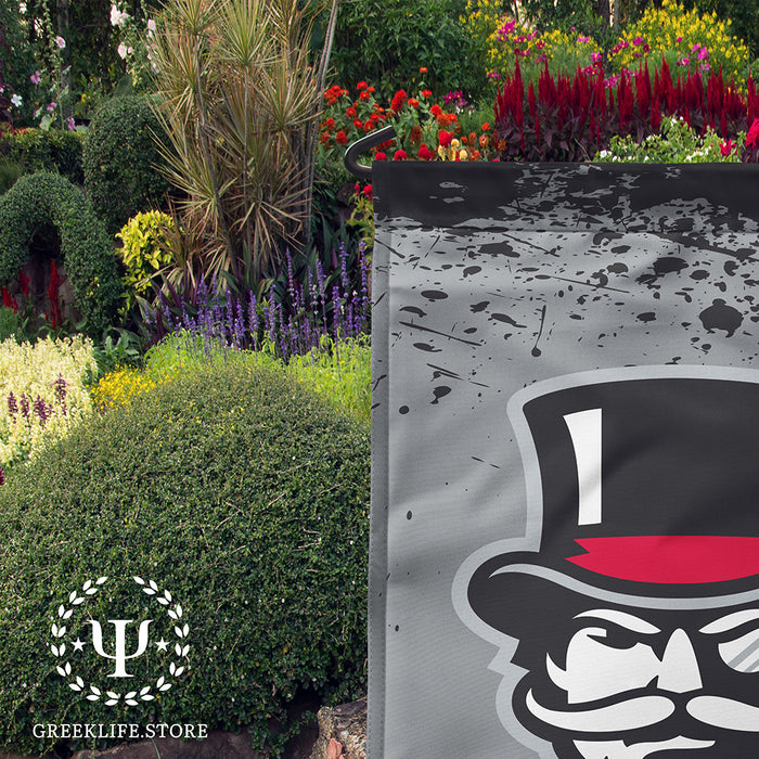 Austin Peay State University Garden Flags