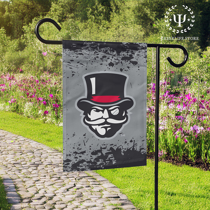 Austin Peay State University Garden Flags