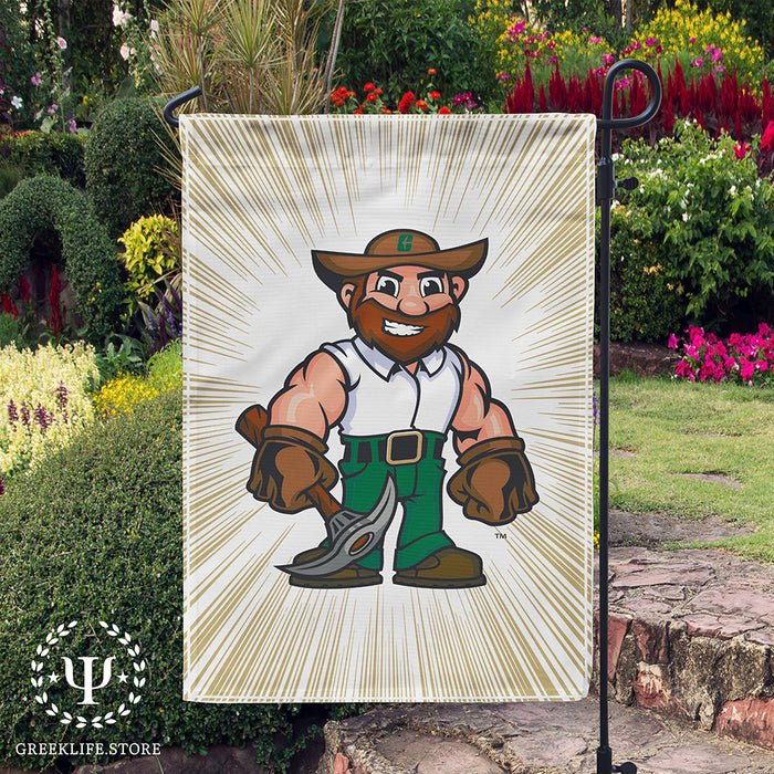 University of North Carolina at Charlotte Garden Flags