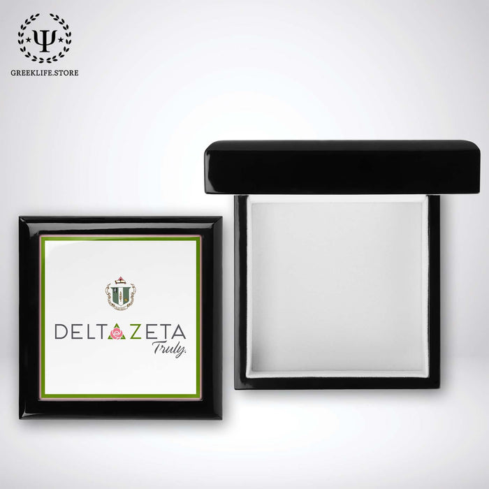 Delta Zeta Keepsake Box Wooden - greeklife.store